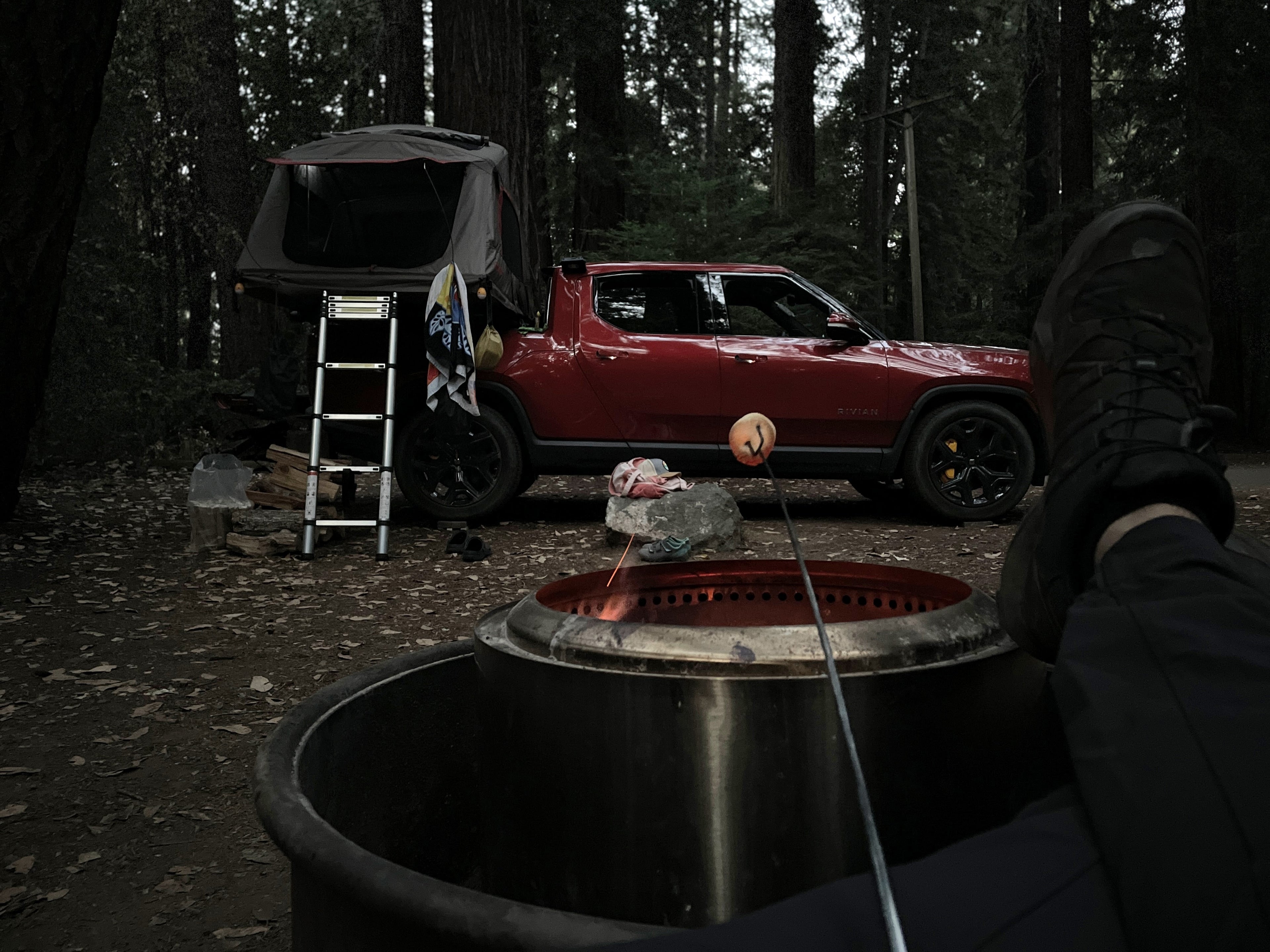 Thunderbolt Camp Kitchen Set with No. 6 Cast Iron Skillet – Thunderbolt  Adventure Supply